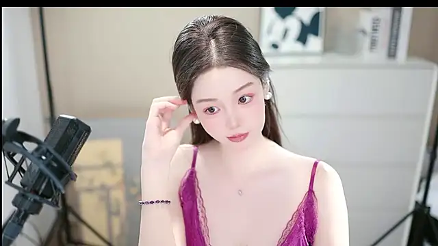 abbyli12 live sex cam