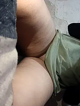 Yourhearbeat live sex cam