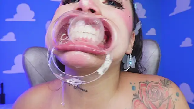 miss_keisi's cam snapshot