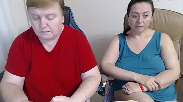 Bertie_Adeline's cam snapshot