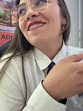 LIZ-06_'s cam snapshot