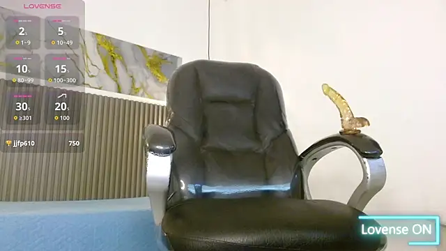 Dyla_n18's cam snapshot