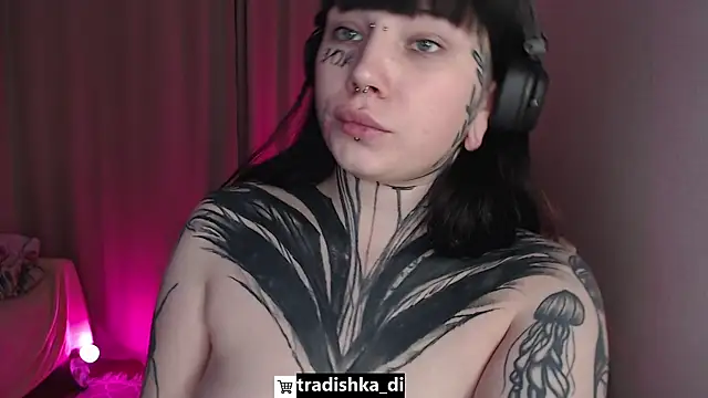 tradishka's cam snapshot