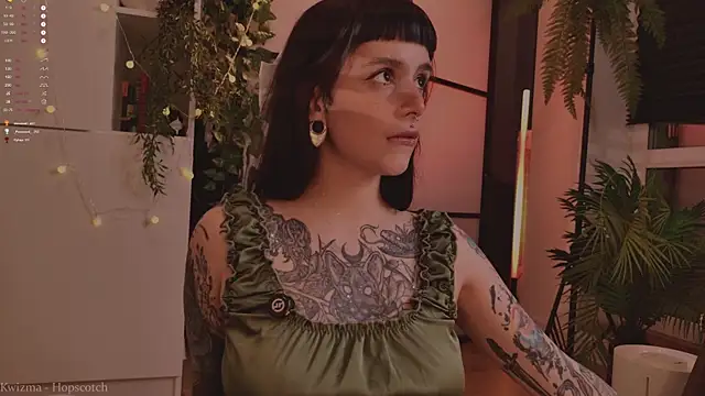 MichaellaMoon's cam snapshot