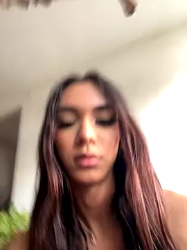 Nikol_Rang__ live sex cam