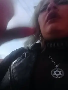 Hollywouldd's cam snapshot