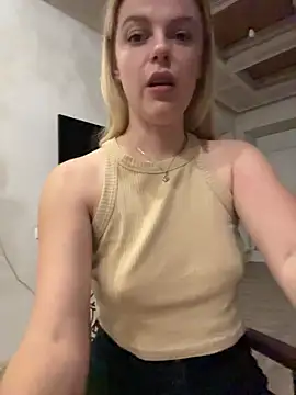 HarrietDart's cam snapshot