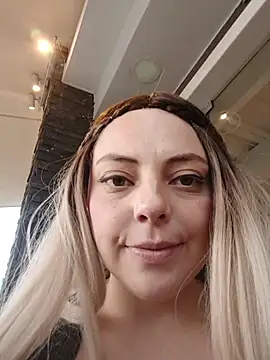 madelaine-'s cam snapshot