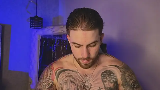 Ades_Lowe's cam snapshot