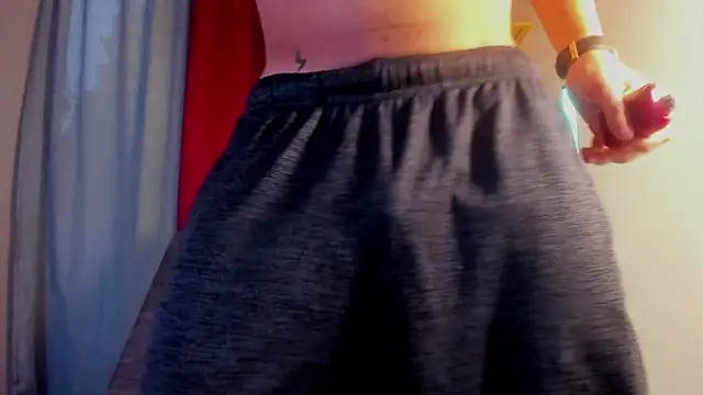 latiin_boy21's cam snapshot