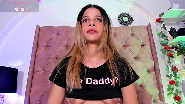 LadyAvalon's cam snapshot