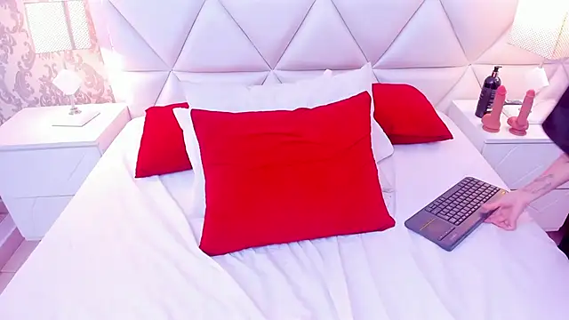 LaylaaDoll's cam snapshot