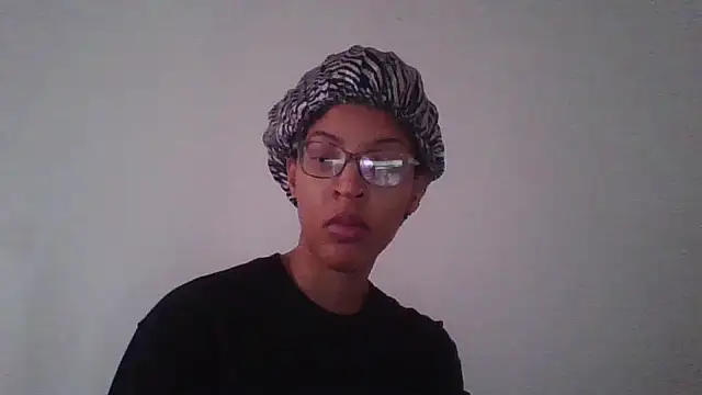 Queen_Lavish's cam snapshot