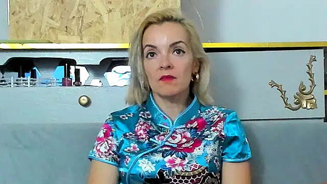 KateConner's cam snapshot