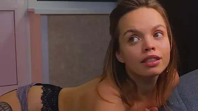 sinteas's cam snapshot