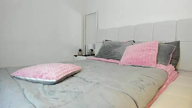 Ori_valentina's cam snapshot