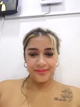 NicoleDiior's cam snapshot