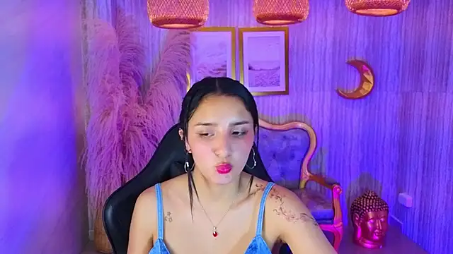 claudina_s's cam snapshot