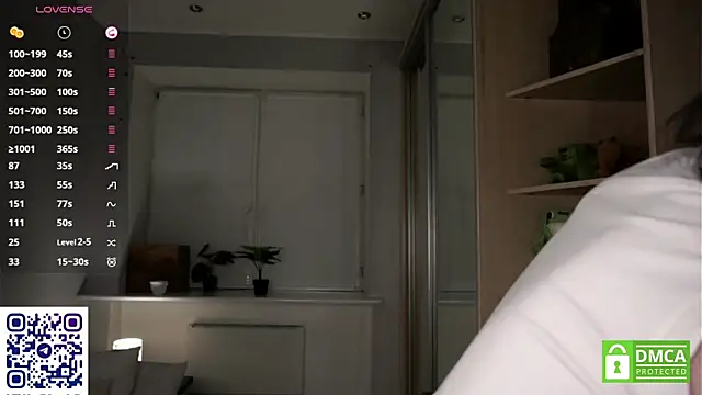 DelphaDivenere's cam snapshot