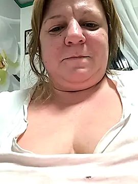 jusichka's cam snapshot