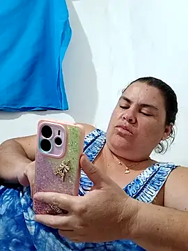 yaneth_'s cam snapshot