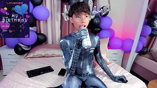 Honeymoon_sariel live sex cam