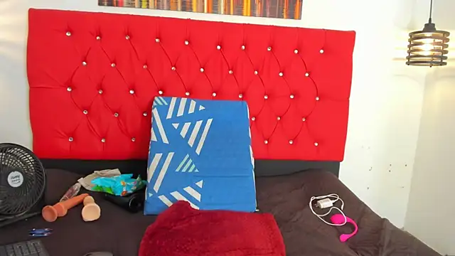 carolinacrus01's cam snapshot