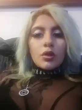 Hollywouldd's cam snapshot