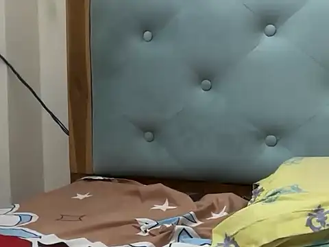 YourBlackBull's cam snapshot