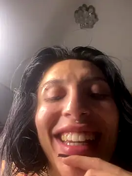 VenusEliteCo's cam snapshot