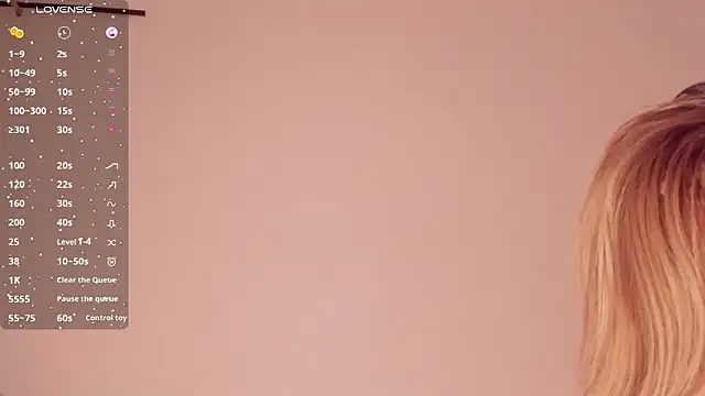 Ashleyroys_111's cam snapshot