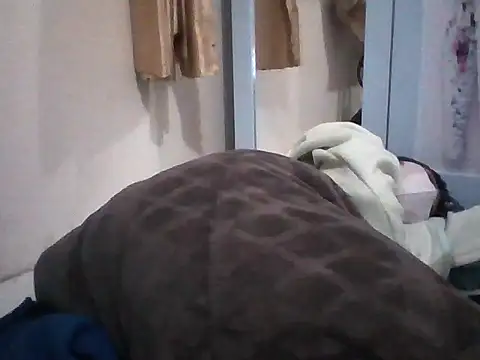 Mainay0033's cam snapshot