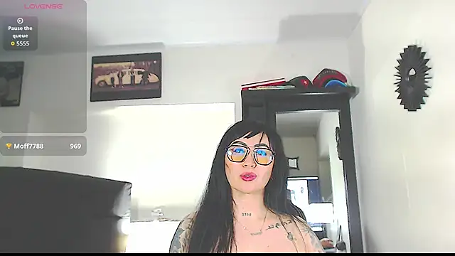 Vicky_hotmilf's cam snapshot