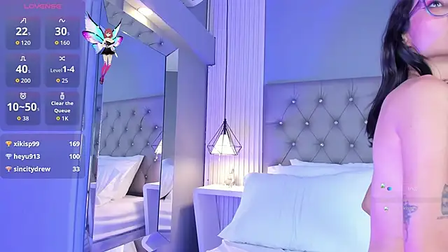 LunaBloomn's cam snapshot