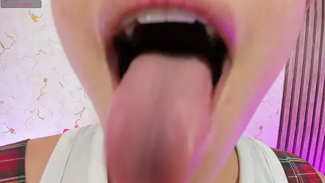 liamonrou's cam snapshot