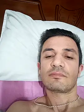 OGUZOZAN live sex cam