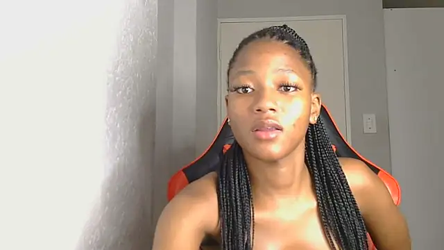 Ballenciaa live sex cam