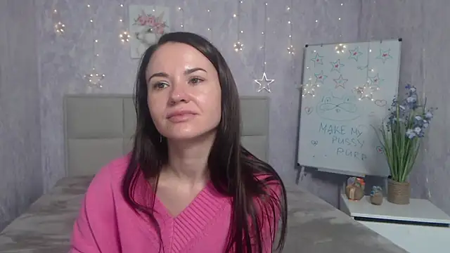 KaraCriegs live sex cam