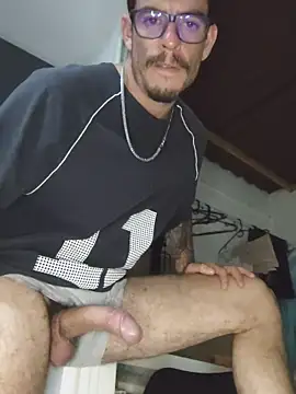 damian_bull live sex cam