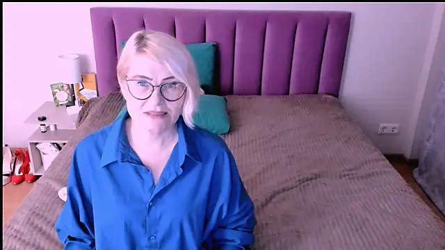 sabrinamacmarren's cam snapshot