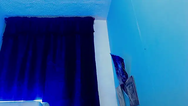 queen_salomme's cam snapshot