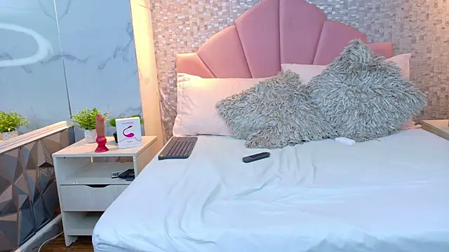 ValeriaMonet's cam snapshot