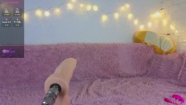 May_aster's cam snapshot