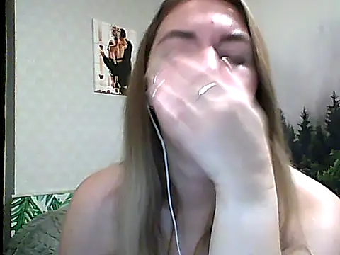 CandyOLimeX's cam snapshot