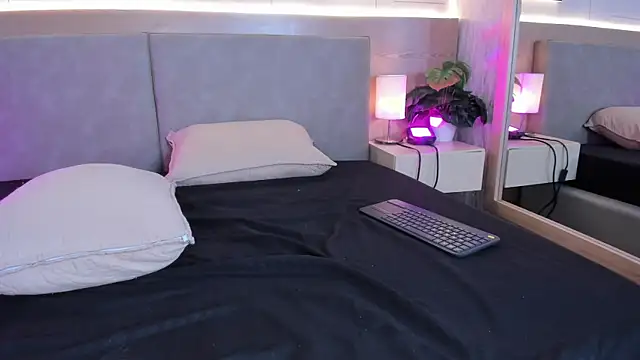 Camiila_rosse's cam snapshot