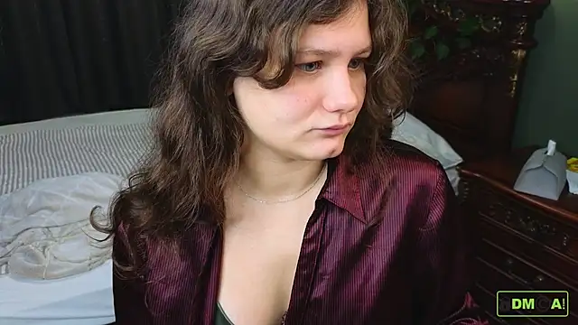 Charlotte_wow's cam snapshot