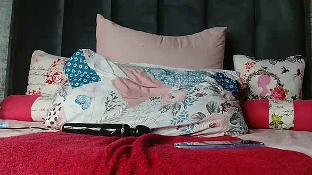 Lucy_Blacksilk's cam snapshot