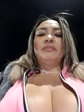 Afroditecash's cam snapshot