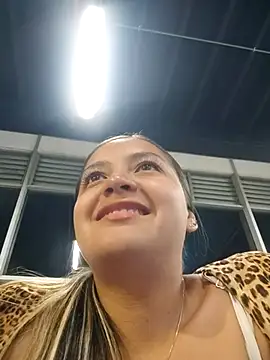 alana_69's cam snapshot