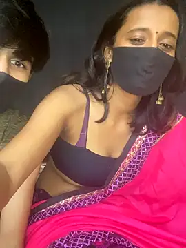 SweetnSpicyDuo's cam snapshot